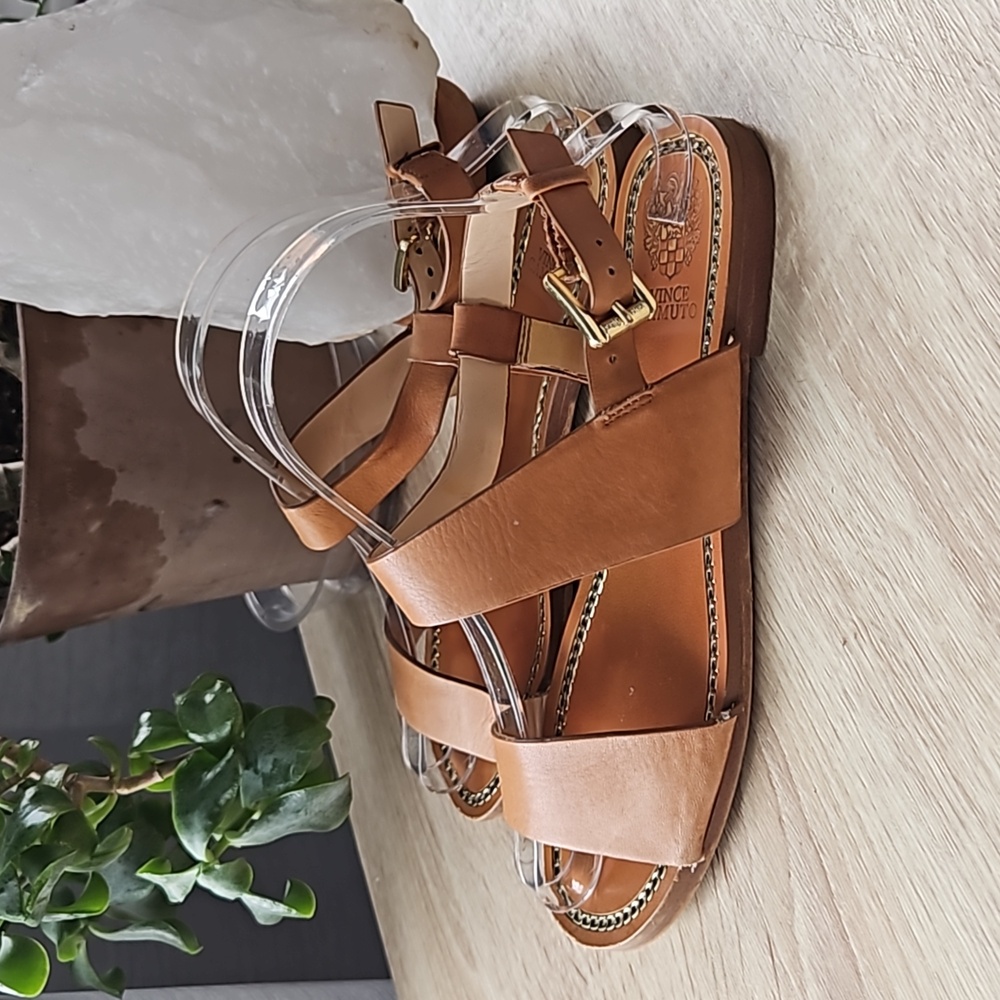 Vince Camuto RENTIN Flat Leather Sandals